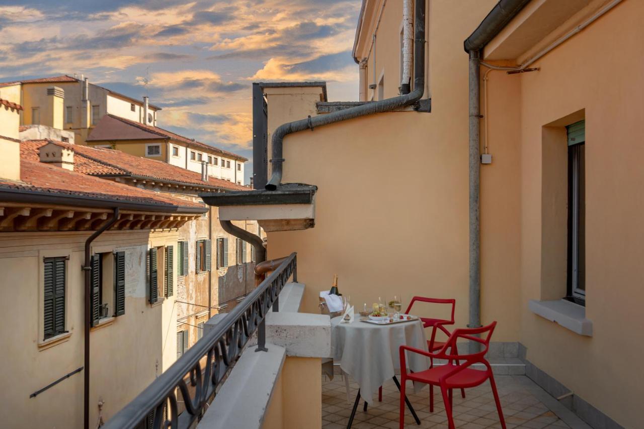 Hotel Colomba D'Oro Verona Exterior foto
