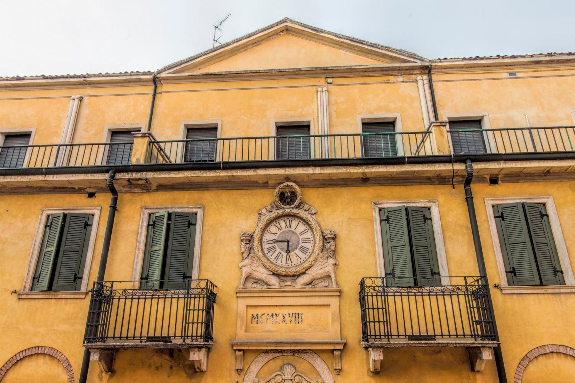 Hotel Colomba D'Oro Verona Exterior foto