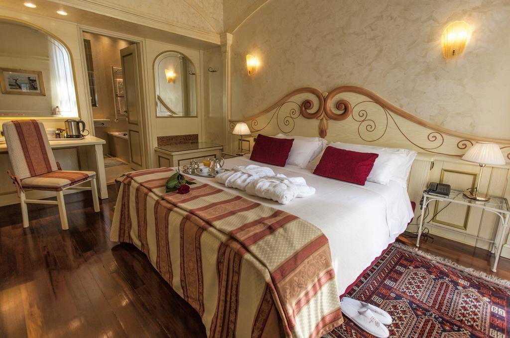Hotel Colomba D'Oro Verona Exterior foto
